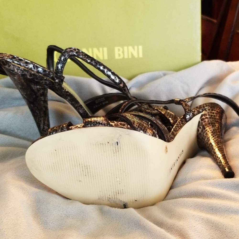 Gianni Bini Heels - Picture 4 of 4